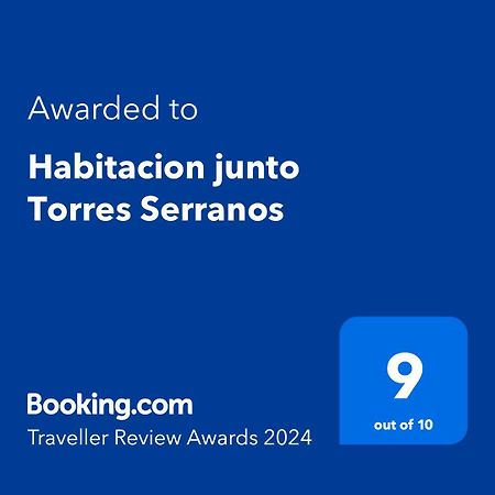 Habitacion Junto Torres Serranos Valencia Eksteriør billede