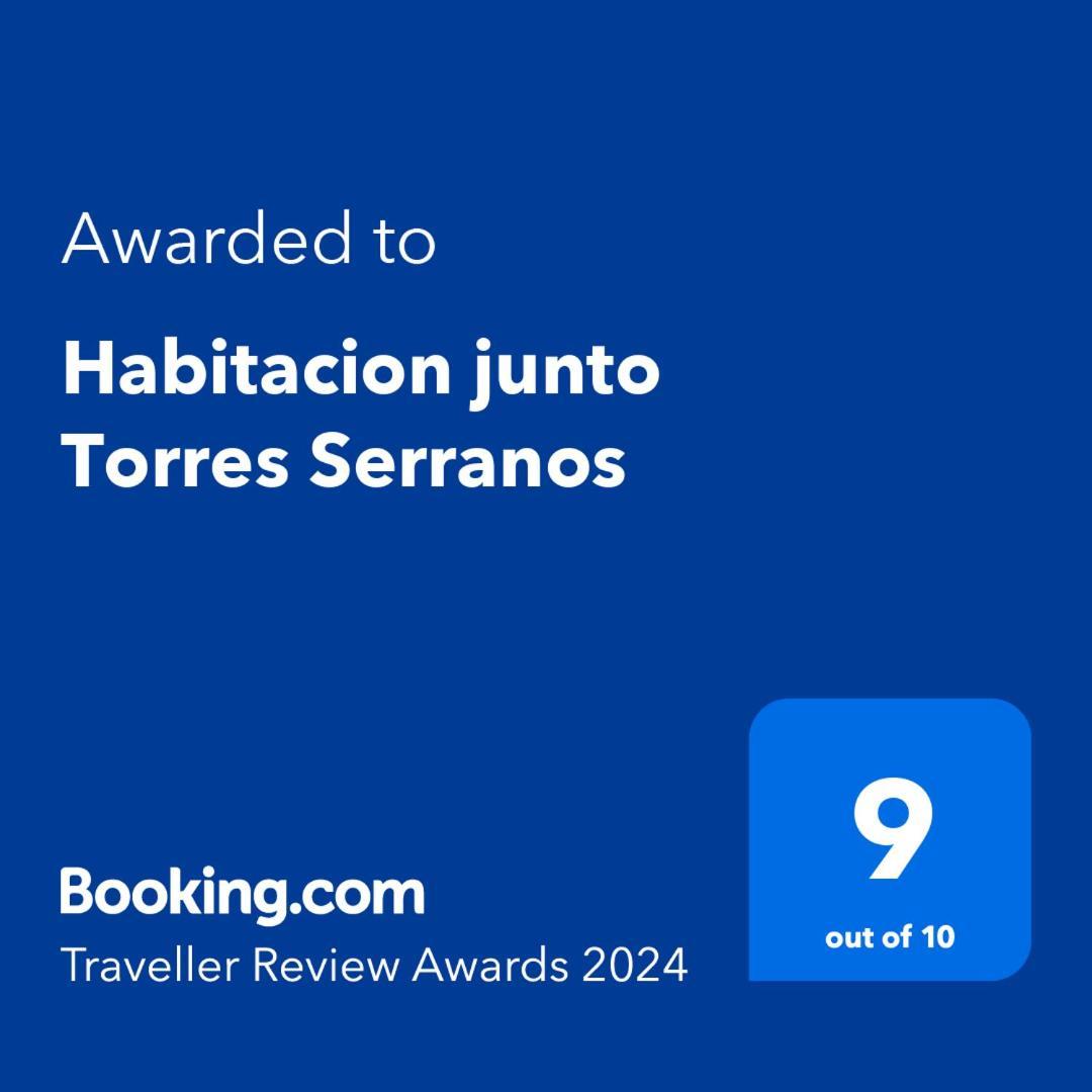 Habitacion Junto Torres Serranos Valencia Eksteriør billede